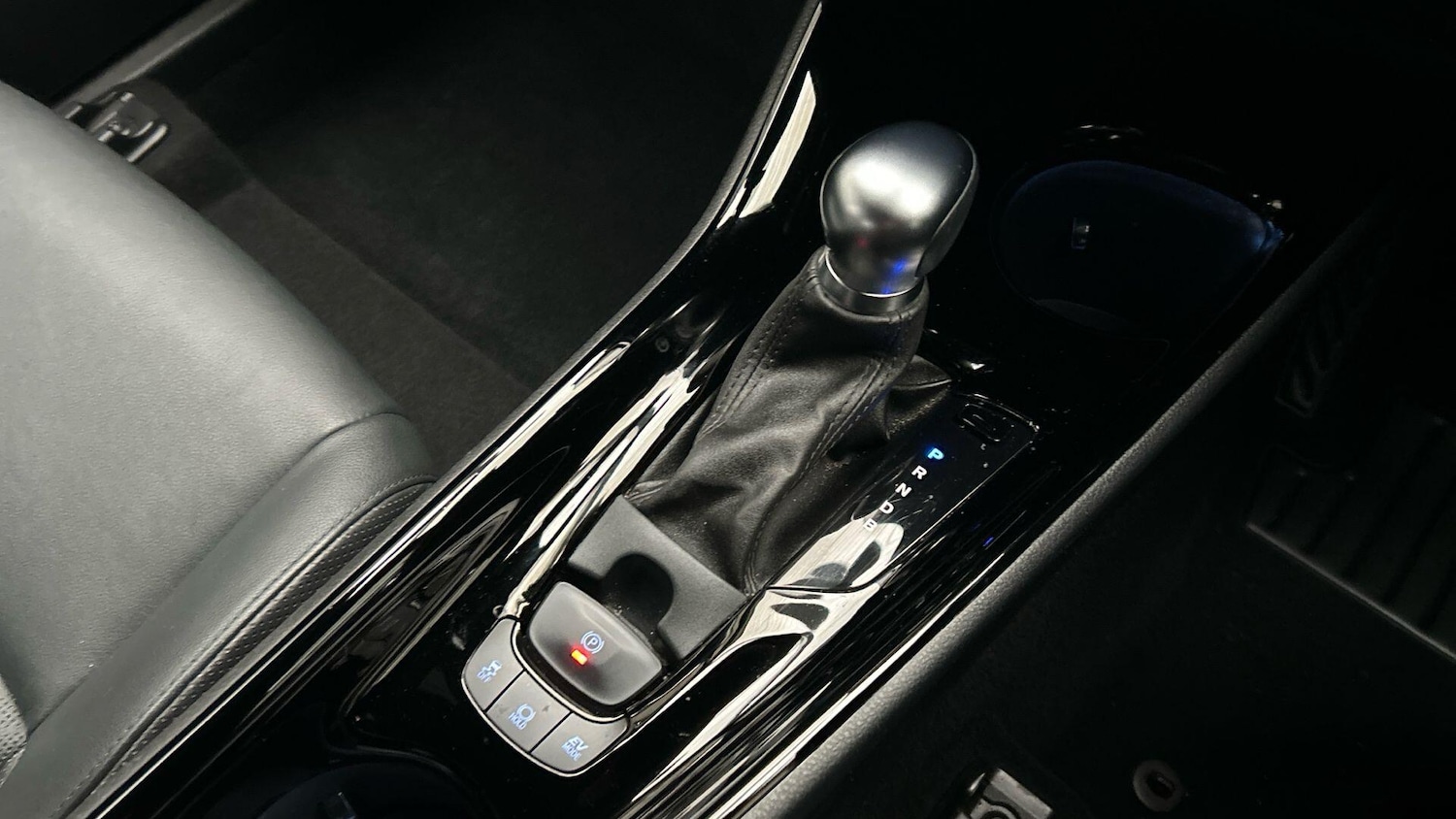 Used Toyota C-HR 2021 for sale - 77330981: Photo 31