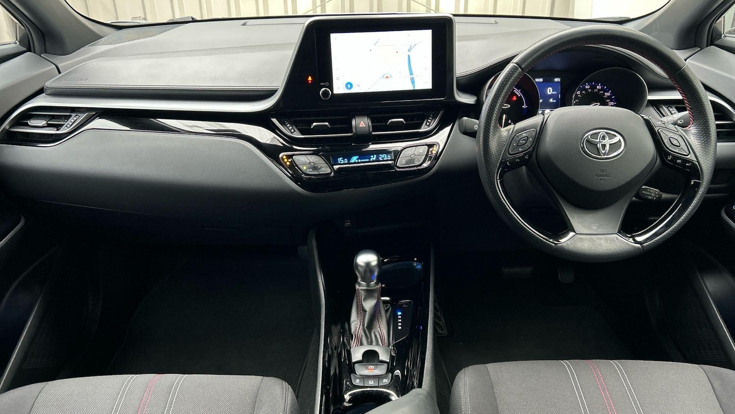 Used Toyota C-HR 2022 for sale - 76296112: Photo 11