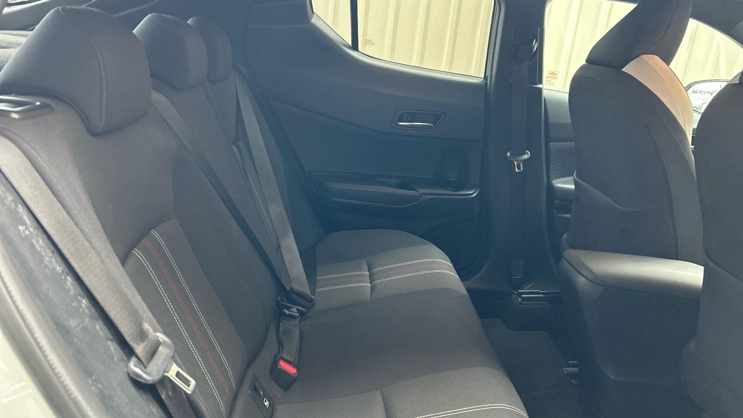 Used Toyota C-HR 2022 for sale - 76296112: Photo 18