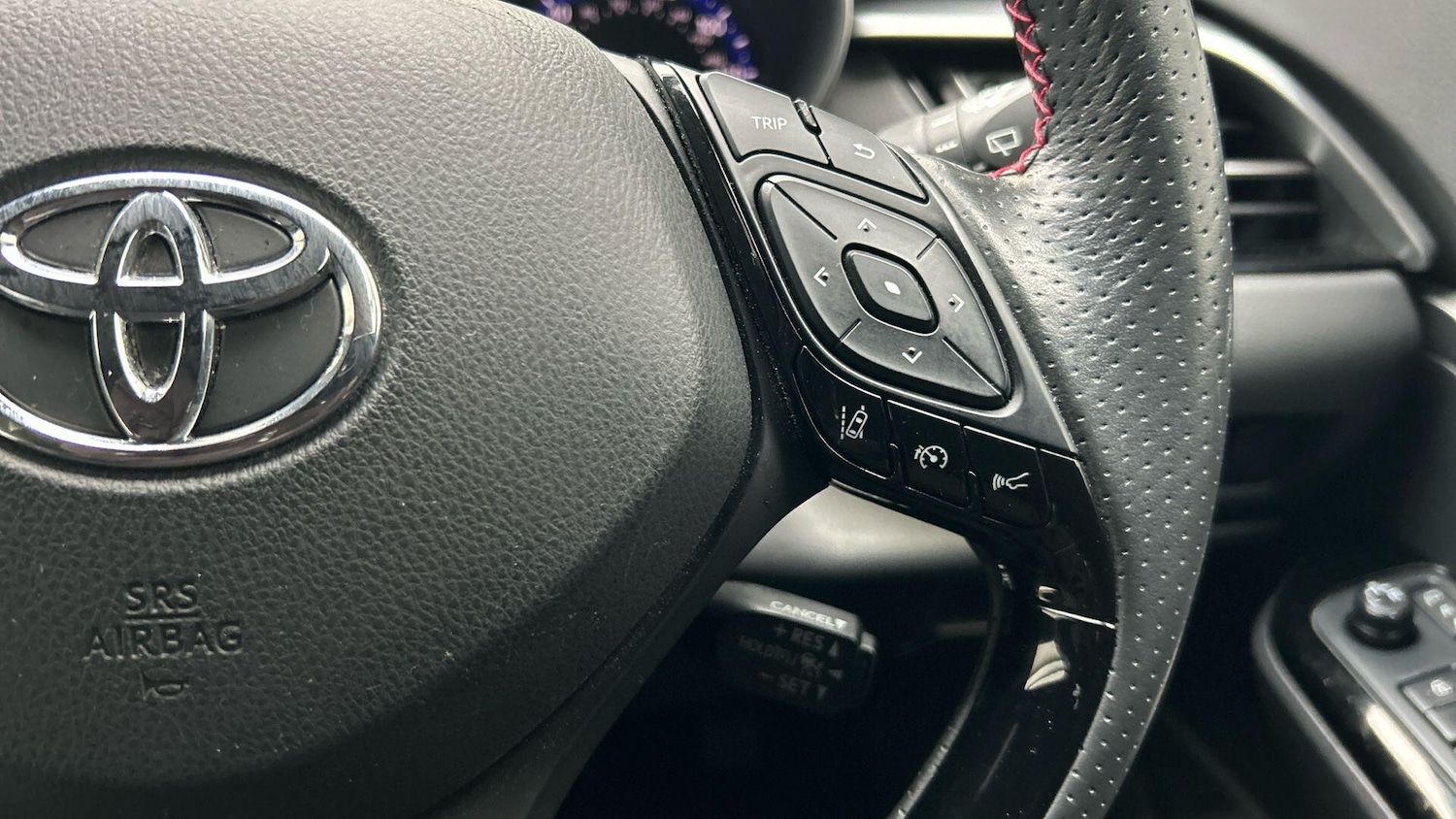 Used Toyota C-HR 2022 for sale - 76296112: Photo 43