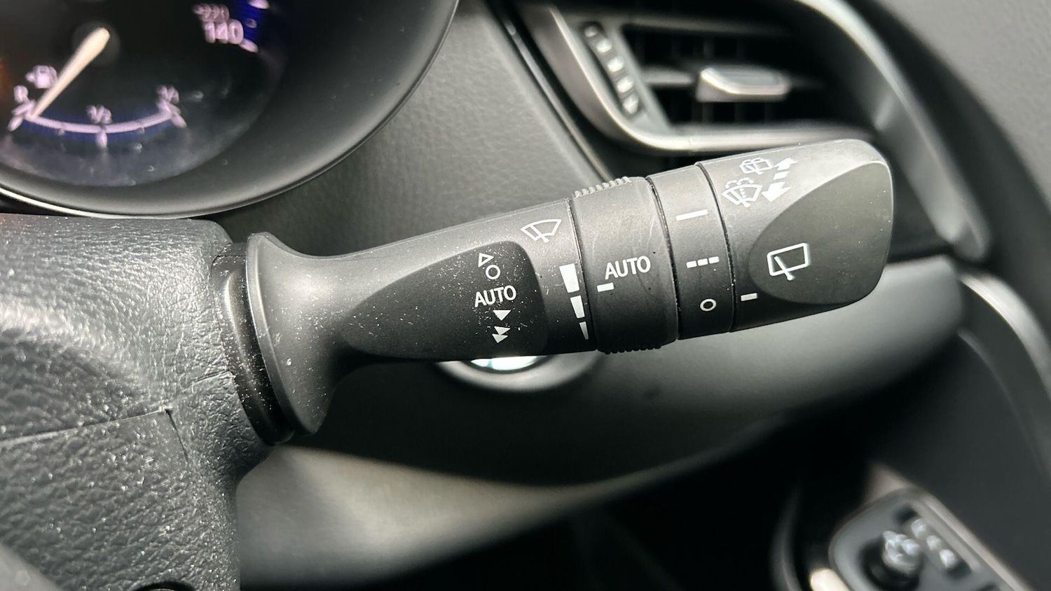 Used Toyota C-HR 2022 for sale - 76296112: Photo 44