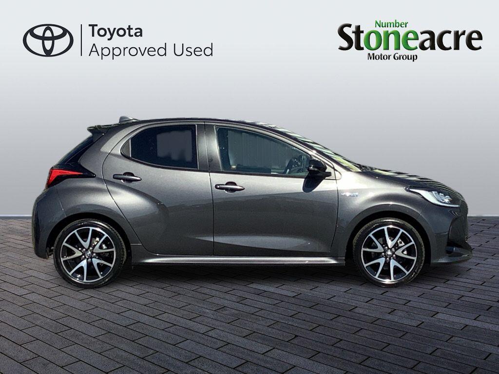 Used Toyota Yaris 2021 for sale - 76801705: Photo 2