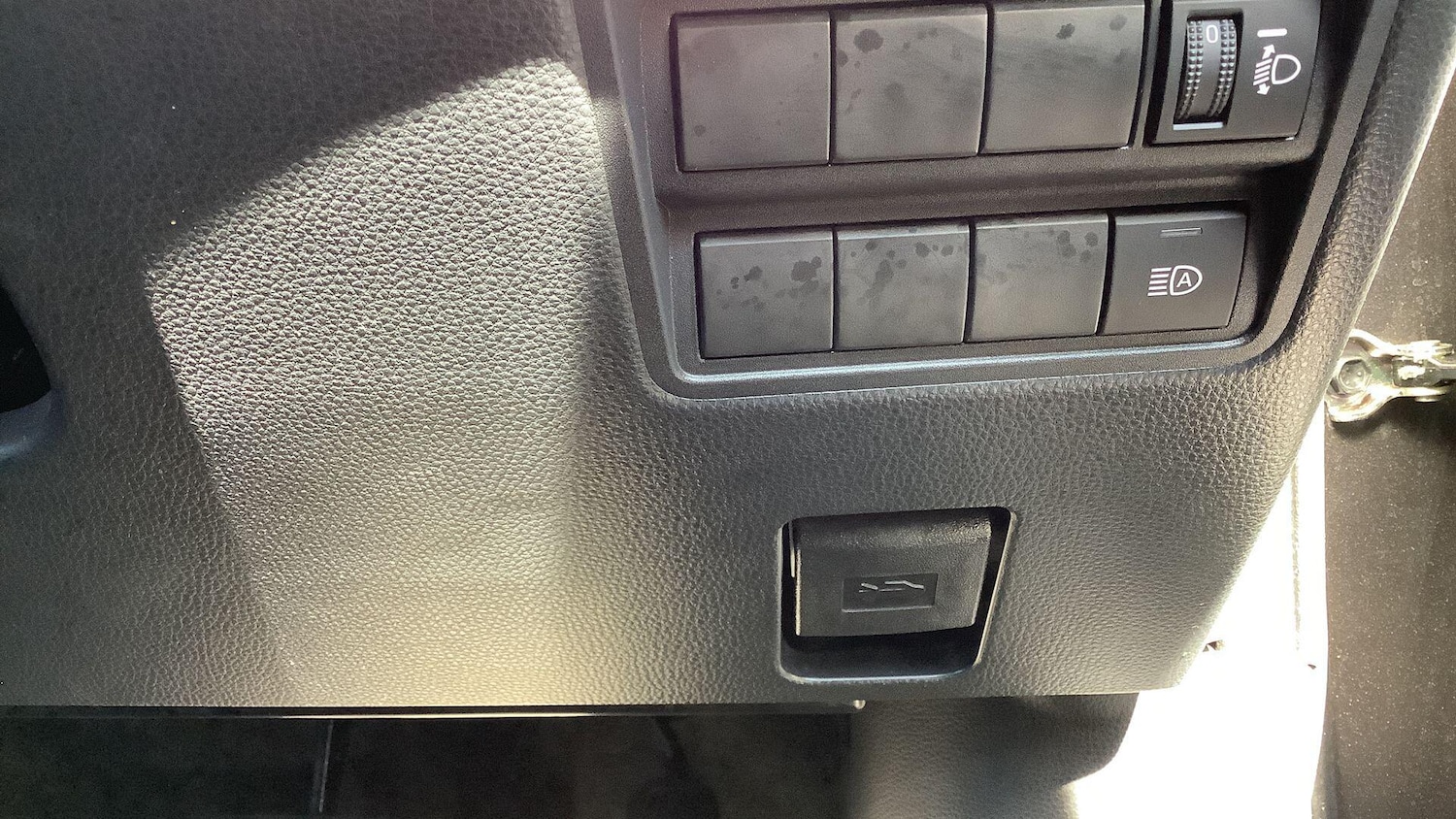 Used Toyota Yaris 2021 for sale - 76801705: Photo 33