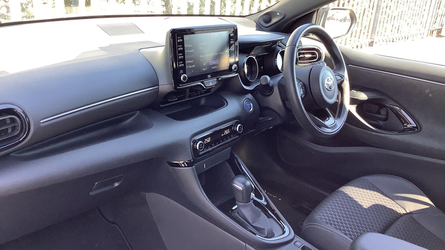 Used Toyota Yaris 2021 for sale - 76801705: Photo 36