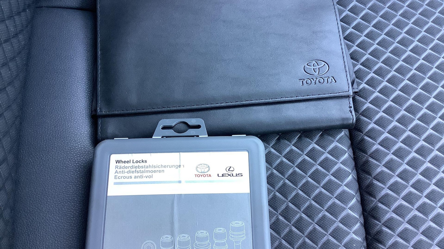 Used Toyota Yaris 2021 for sale - 76801705: Photo 39