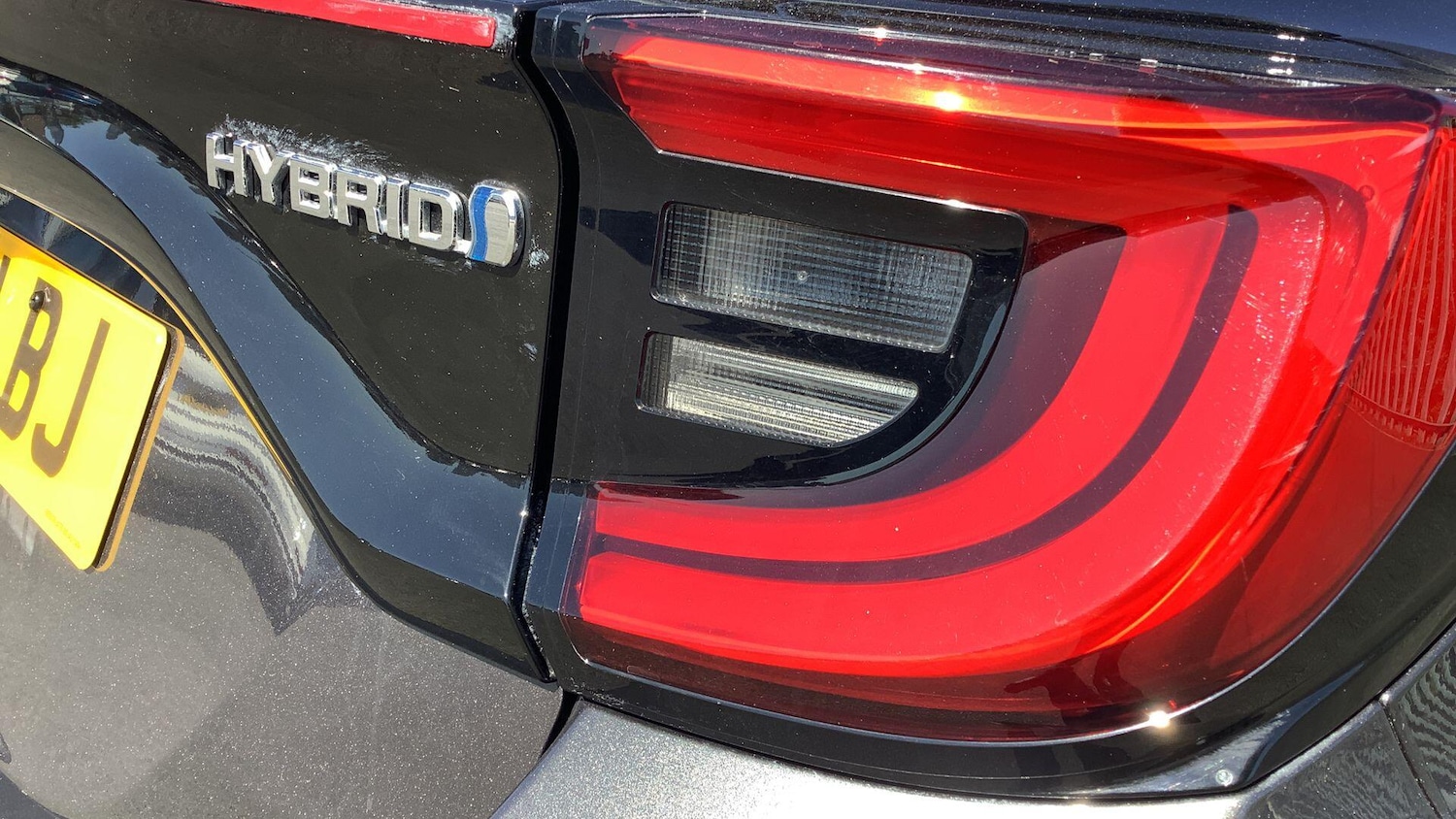 Used Toyota Yaris 2021 for sale - 76801705: Photo 40