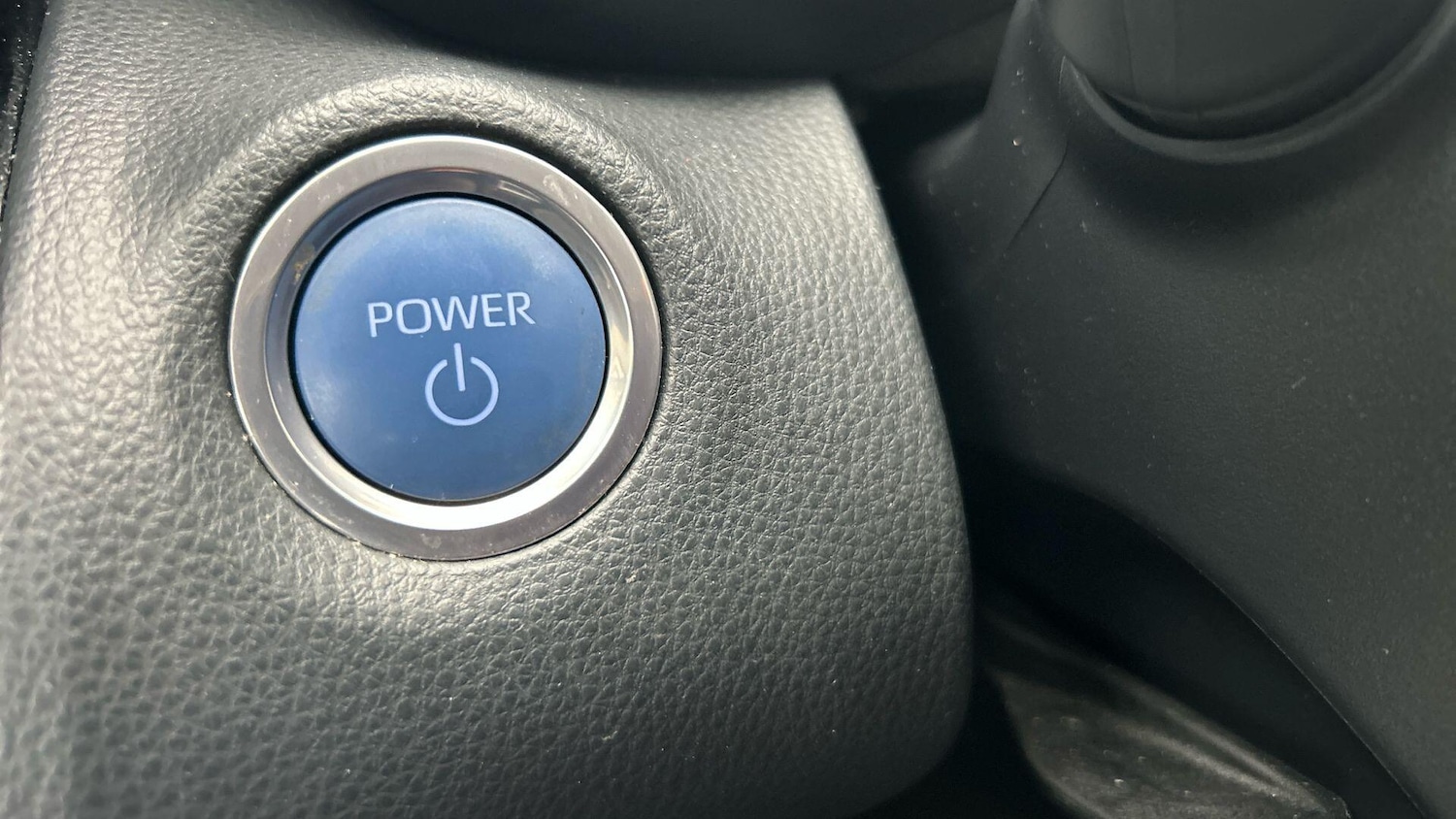 Used Toyota Yaris Cross 2023 for sale - 76715176: Photo 33