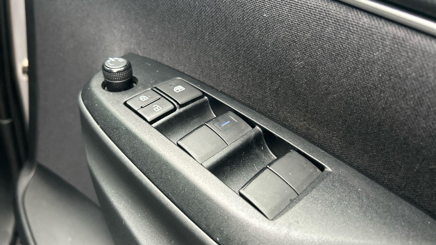 Used Toyota Yaris Cross 2023 for sale - 76715176: Photo 34