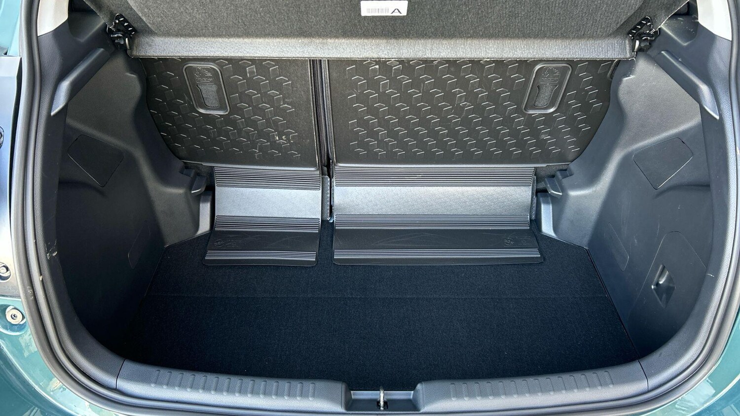 Used Toyota Yaris 2025 for sale - 77723338: Photo 18