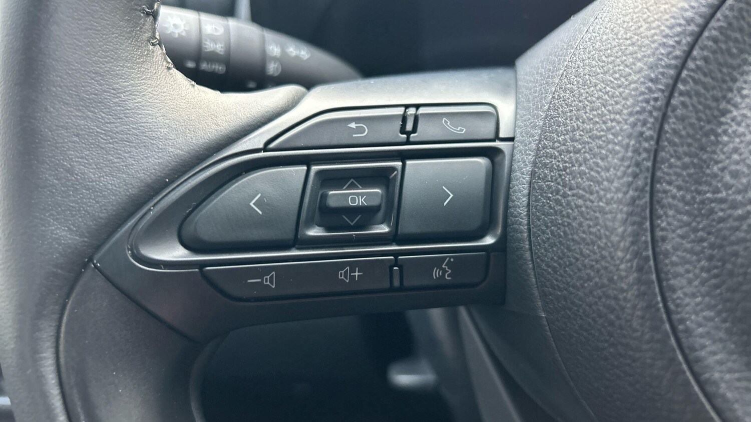 Used Toyota Yaris 2025 for sale - 77723338: Photo 34