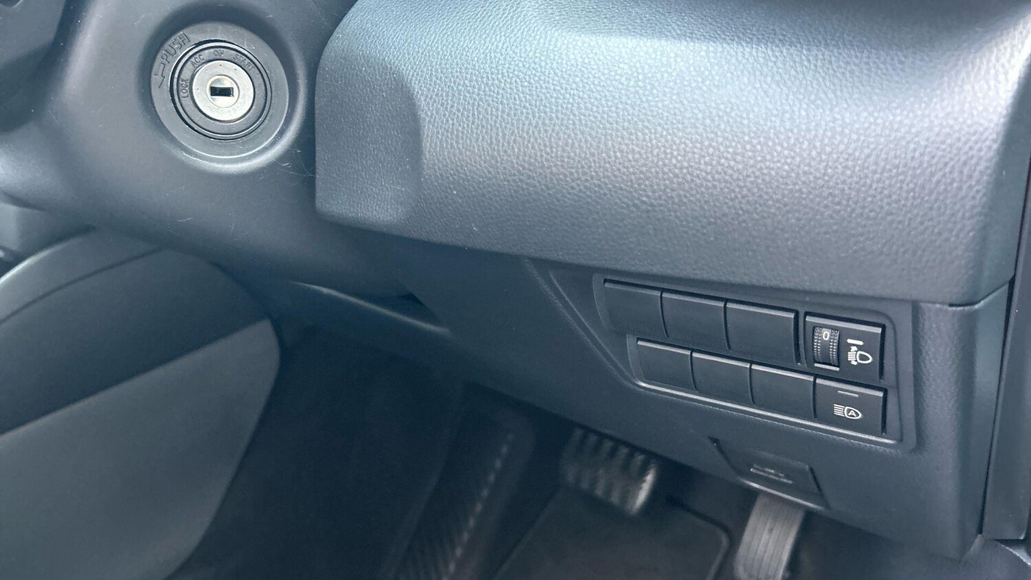 Used Toyota Yaris 2025 for sale - 77723338: Photo 38