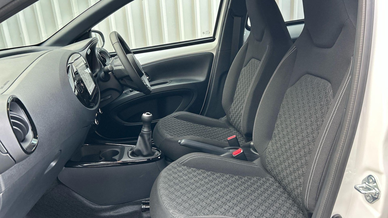 Used Toyota Aygo X 2025 for sale - 77203841: Photo 14