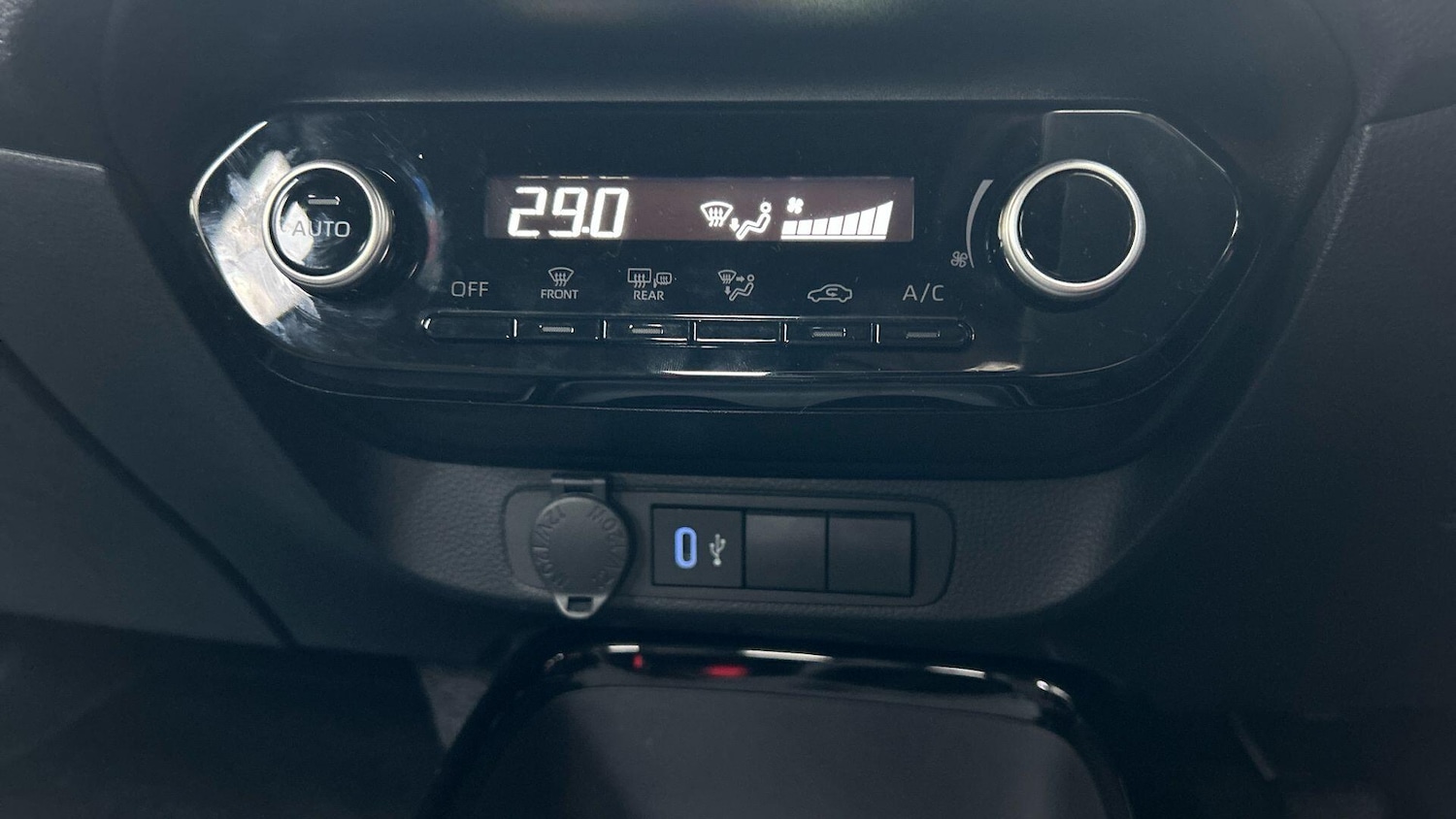 Used Toyota Aygo X 2025 for sale - 77203841: Photo 27