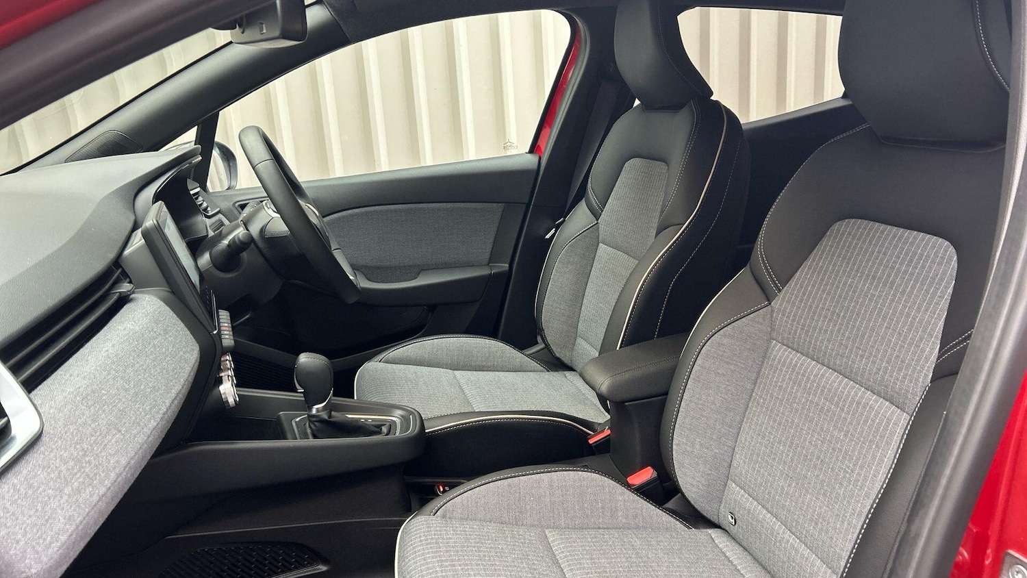 Used Renault Clio 2024 for sale - 77723856: Photo 14