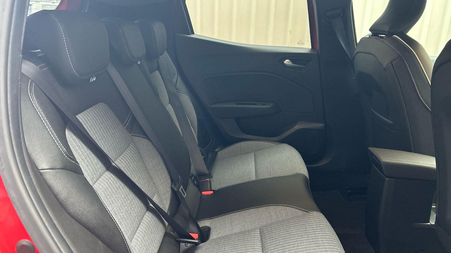 Used Renault Clio 2024 for sale - 77723856: Photo 16