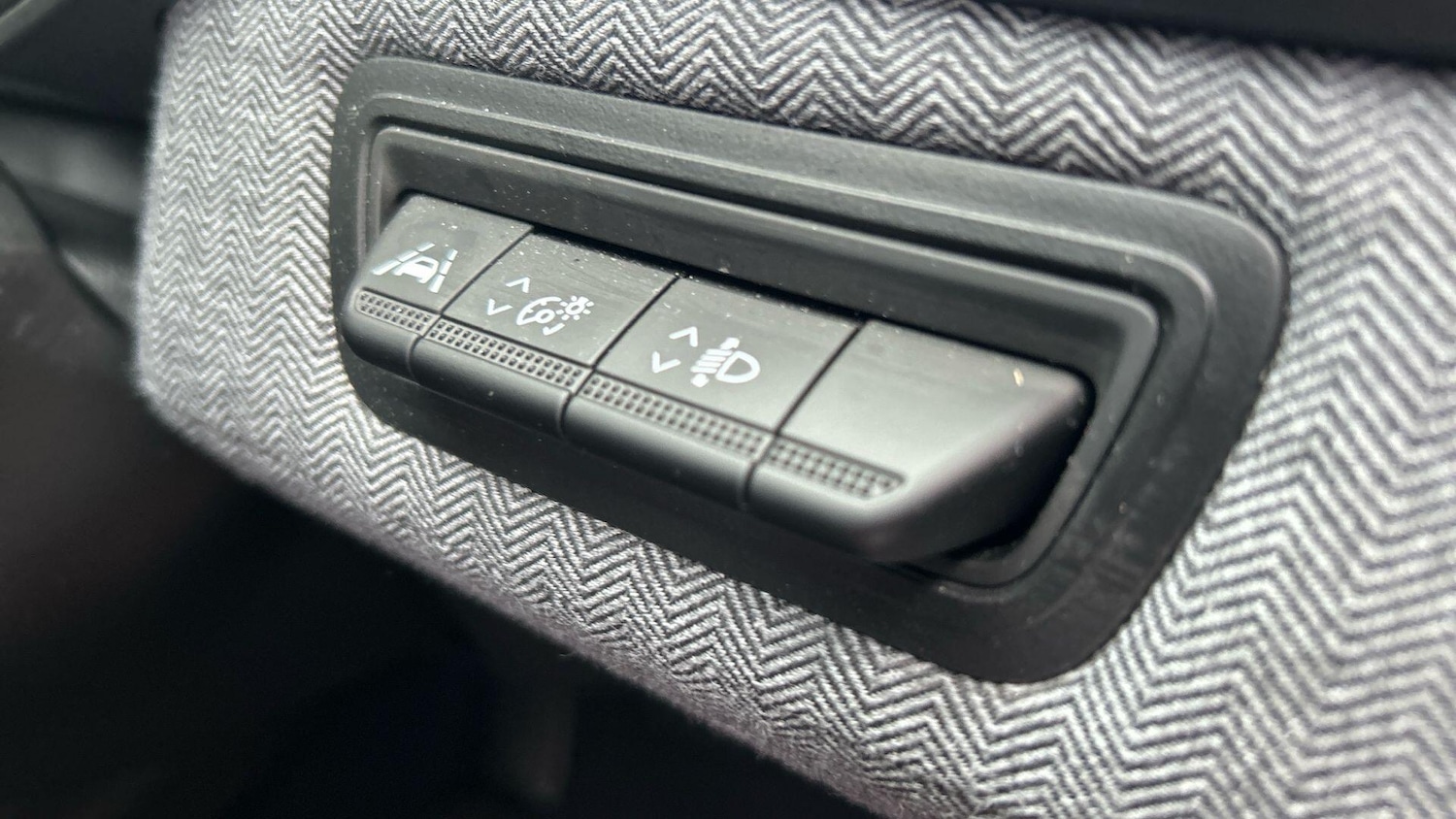 Used Renault Clio 2024 for sale - 77723856: Photo 43