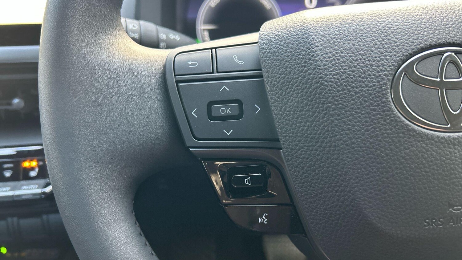 Used Toyota C-HR 2025 for sale - 77737806: Photo 36