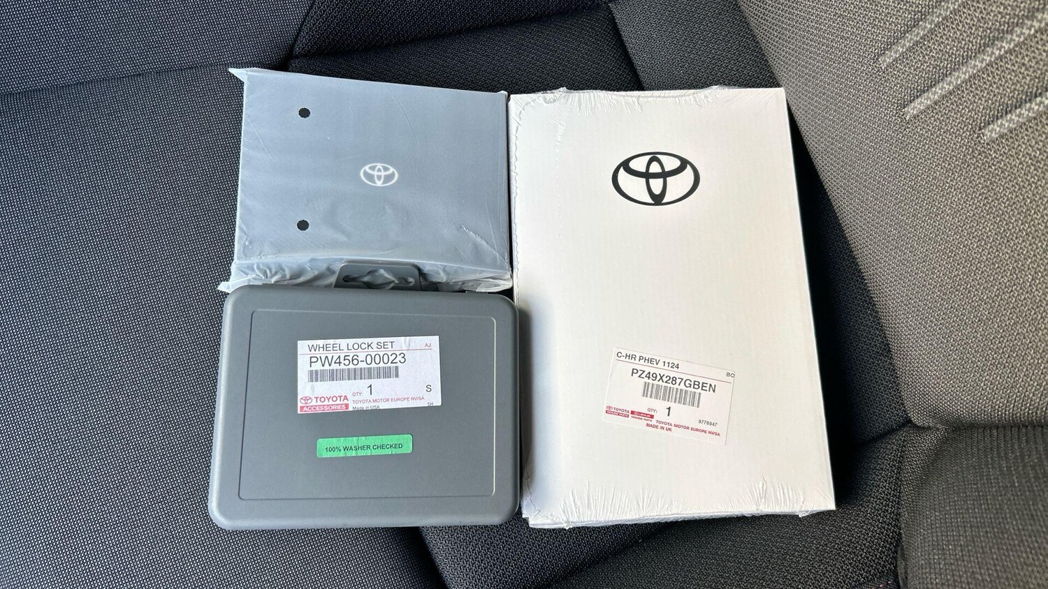 Used Toyota C-HR 2025 for sale - 77737806: Photo 44