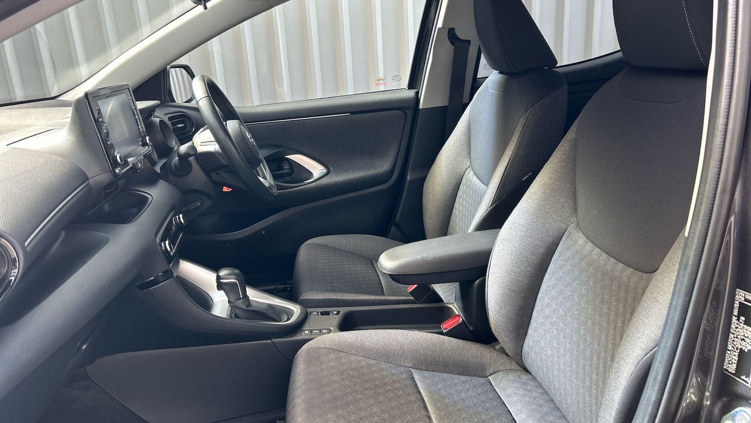 Used Toyota Yaris 2021 for sale - 78047680: Photo 14