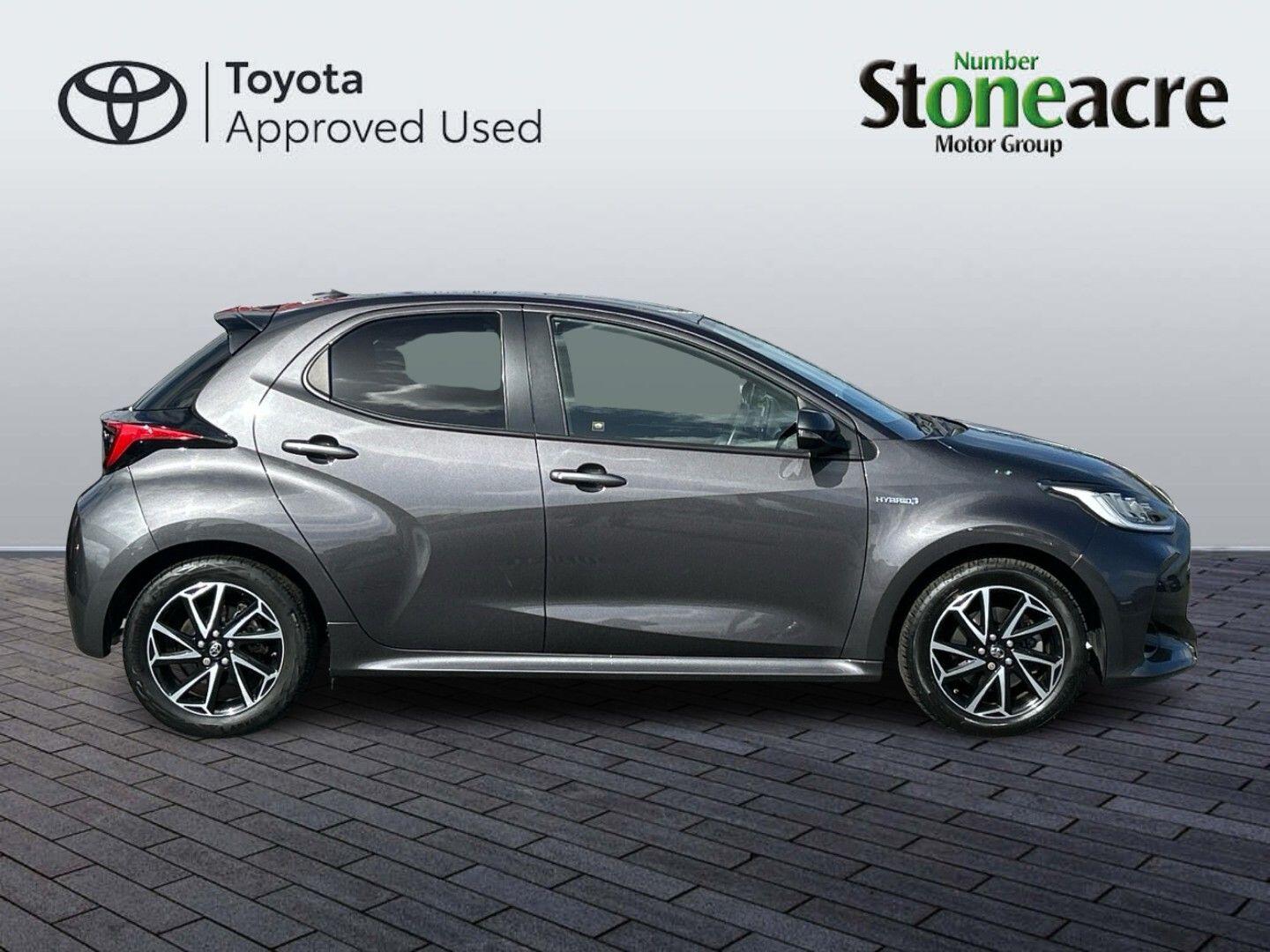 Used Toyota Yaris 2021 for sale - 78047680: Photo 2