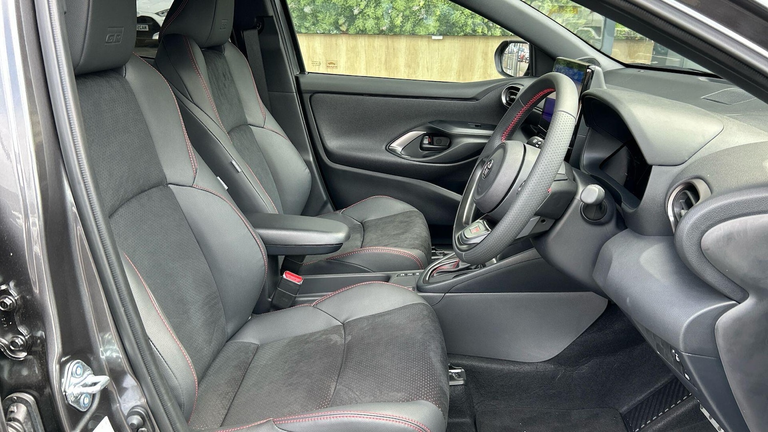 Used Toyota Yaris 2025 for sale - 76550923: Photo 17