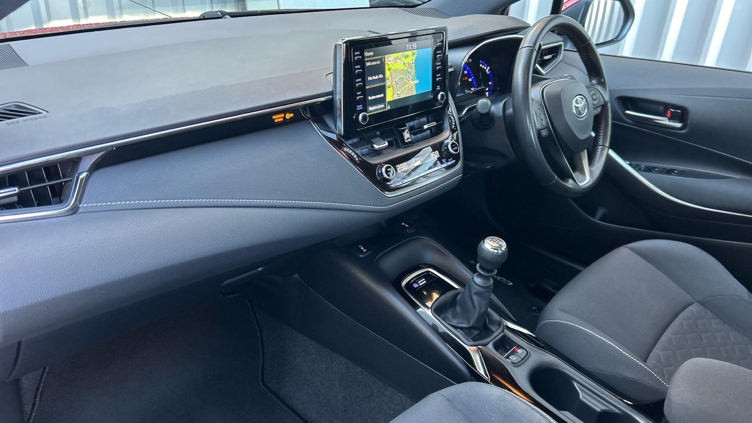 Used Toyota Corolla 2019 for sale - 76409596: Photo 46