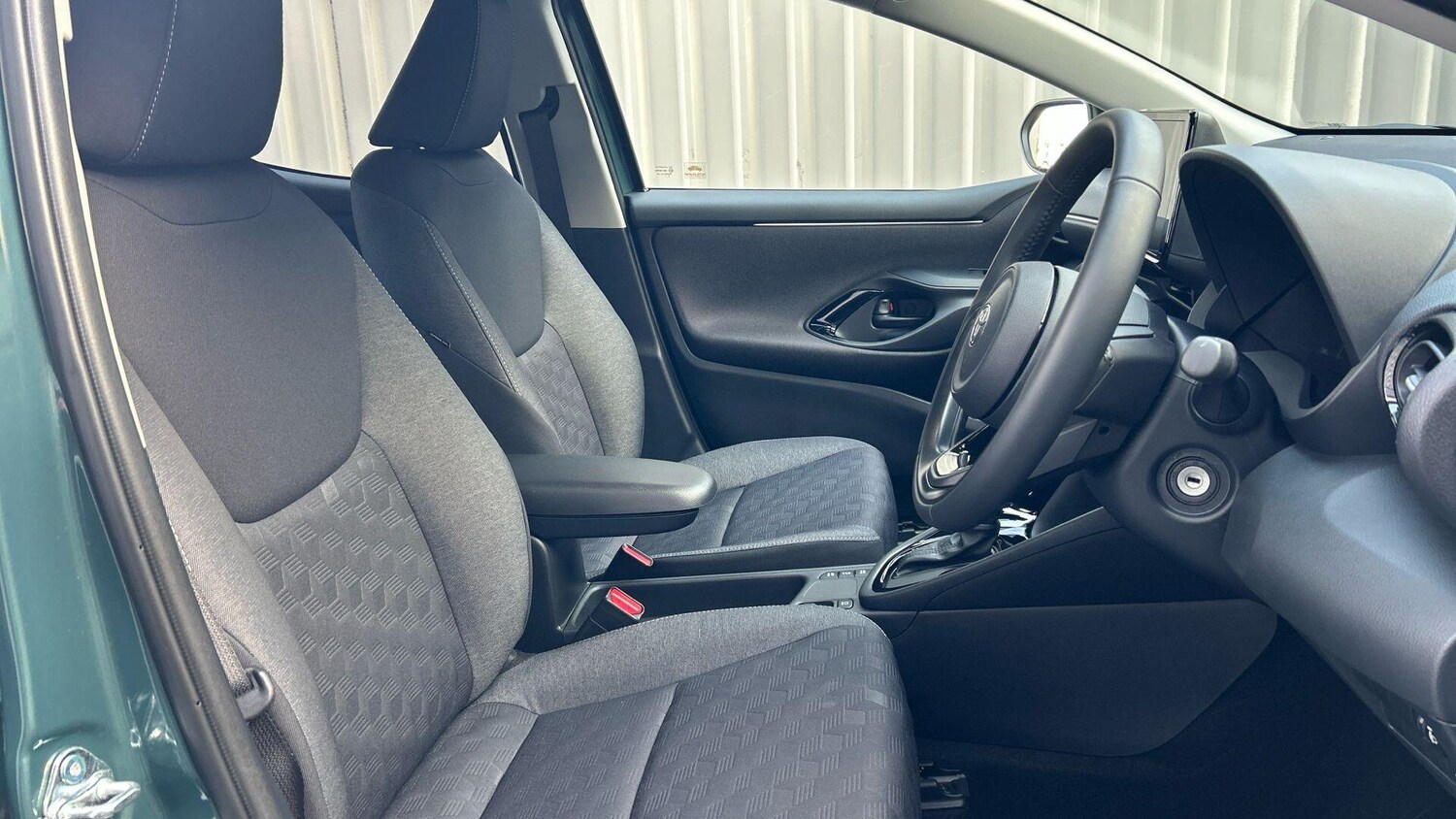 Used Toyota Yaris 2025 for sale - 77839085: Photo 15