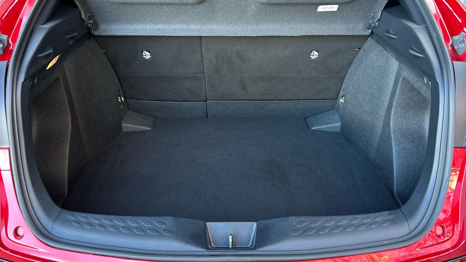 Used Toyota C-HR 2023 for sale - 76898463: Photo 18