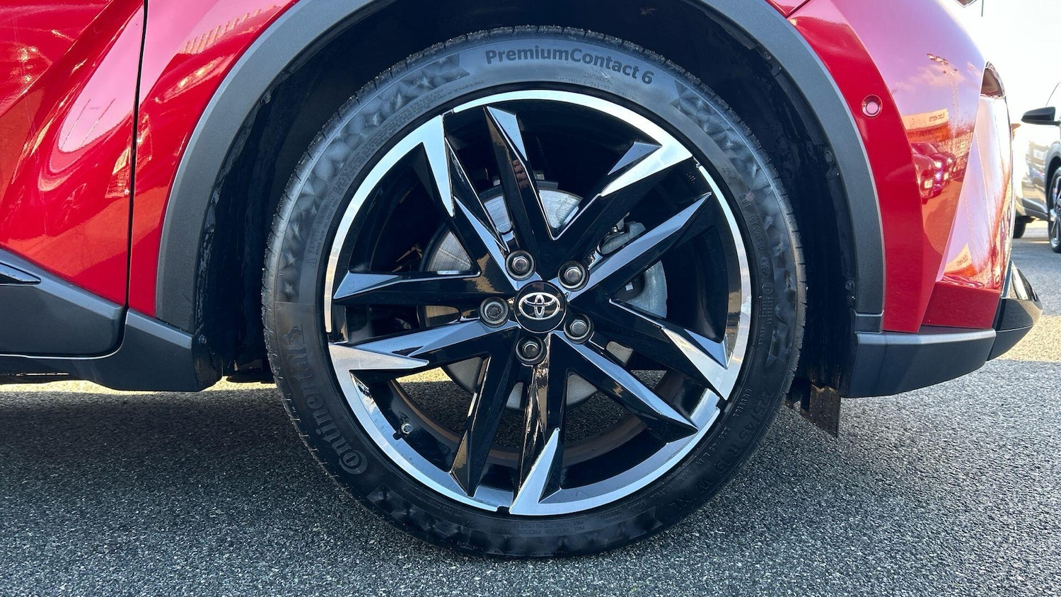 Used Toyota C-HR 2023 for sale - 76898463: Photo 19