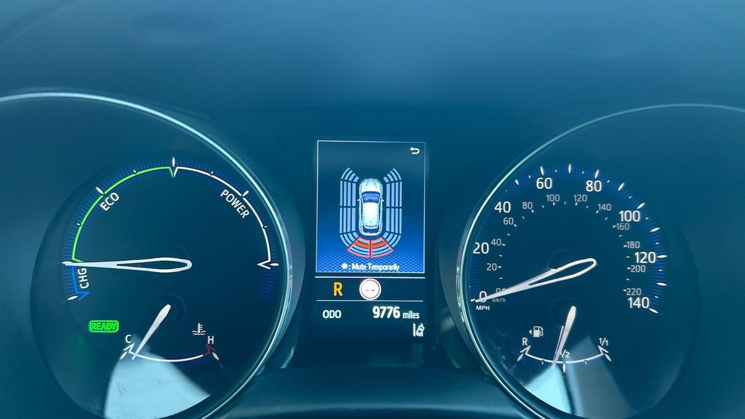 Used Toyota C-HR 2023 for sale - 76898463: Photo 24