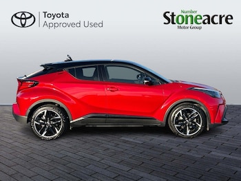 Used Toyota C-HR 2023 for sale - 76898463: Photo