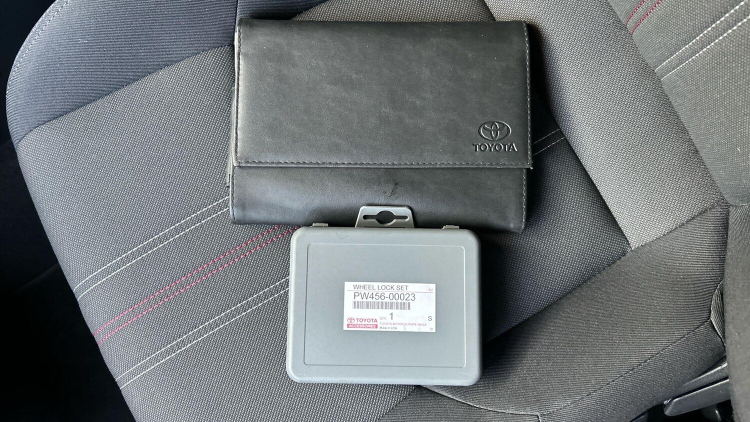 Used Toyota C-HR 2023 for sale - 76898463: Photo 45