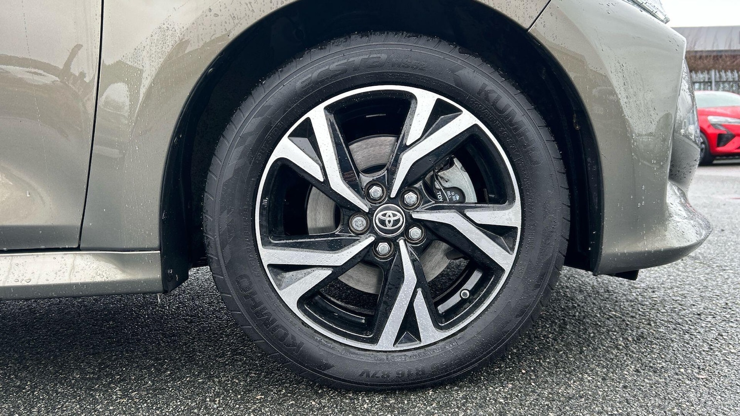 Used Toyota Yaris for sale - 77439851: Photo 19