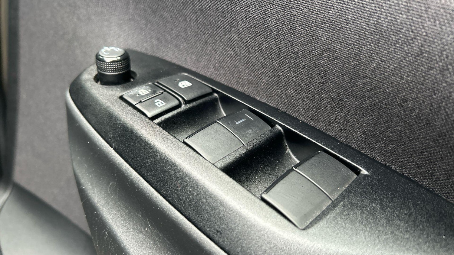 Used Toyota Yaris for sale - 77439851: Photo 37