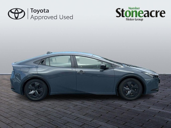 Used Toyota Prius 2024 for sale - 74680295: Photo 4