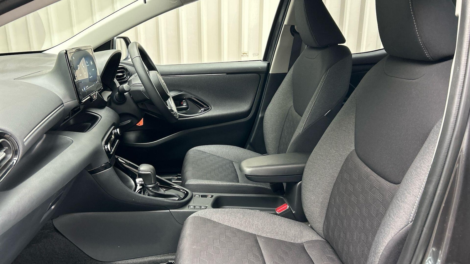 Used Toyota Yaris 2025 for sale - 76399095: Photo 16