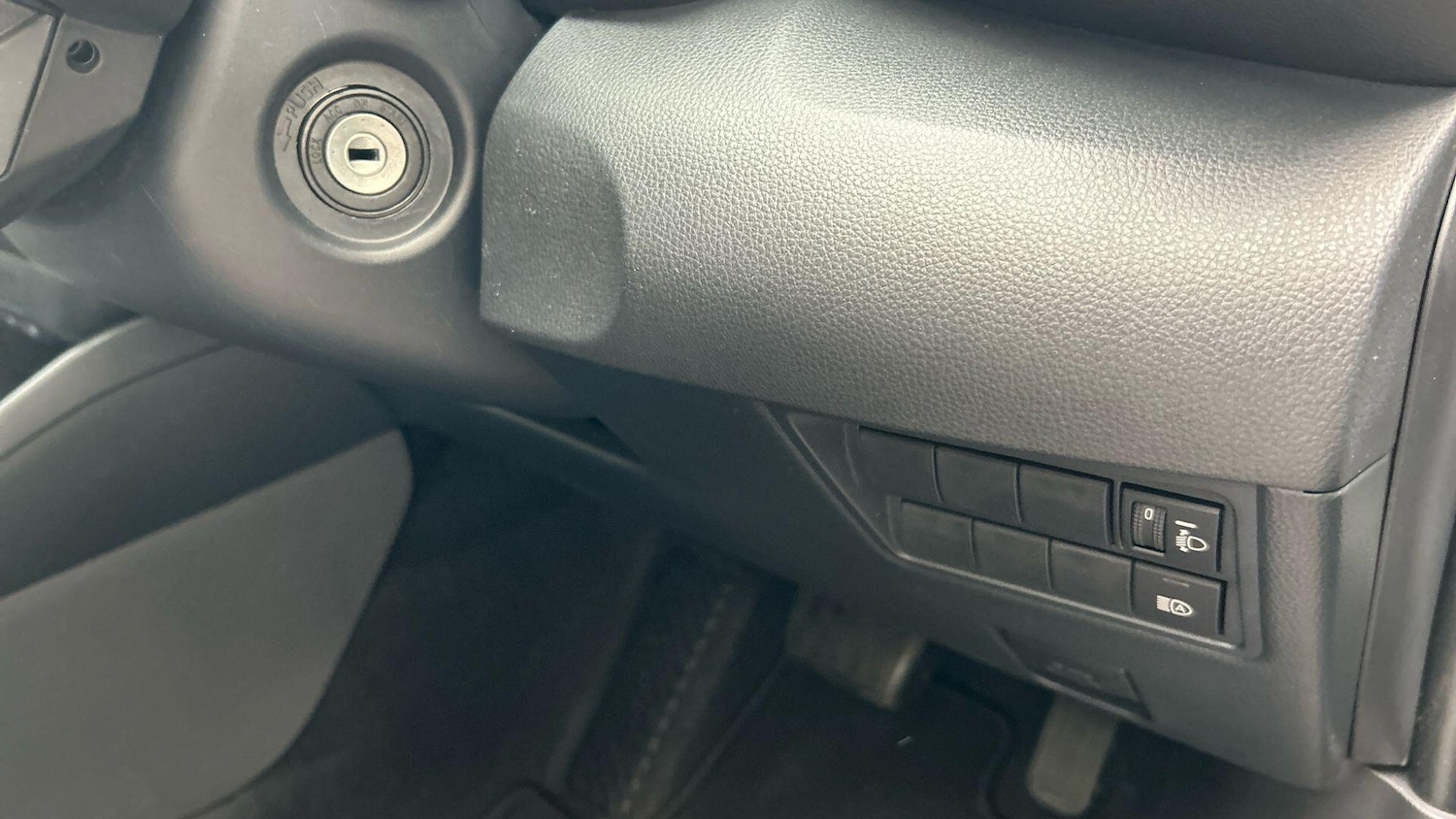 Used Toyota Yaris 2025 for sale - 76399095: Photo 39