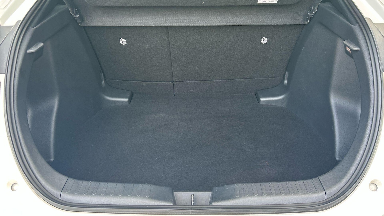 Used Toyota C-HR for sale - 77808418: Photo 18