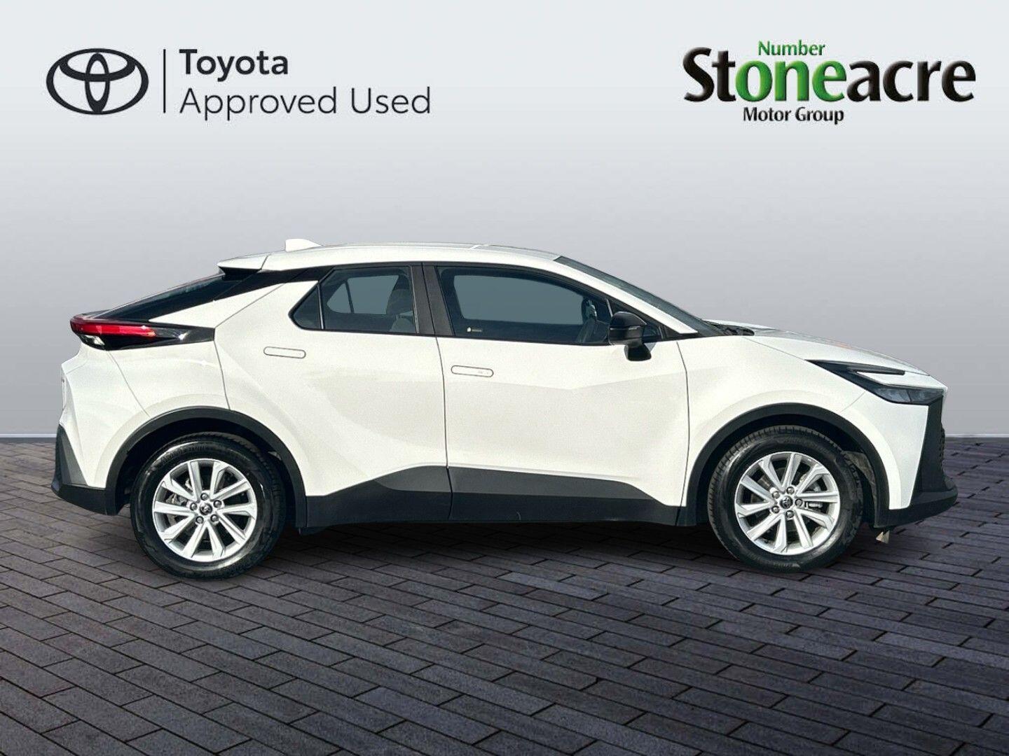 Used Toyota C-HR for sale - 77808418: Photo 2