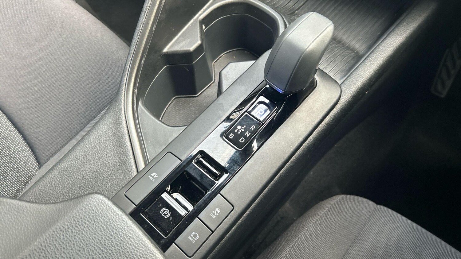 Used Toyota C-HR for sale - 77808418: Photo 30