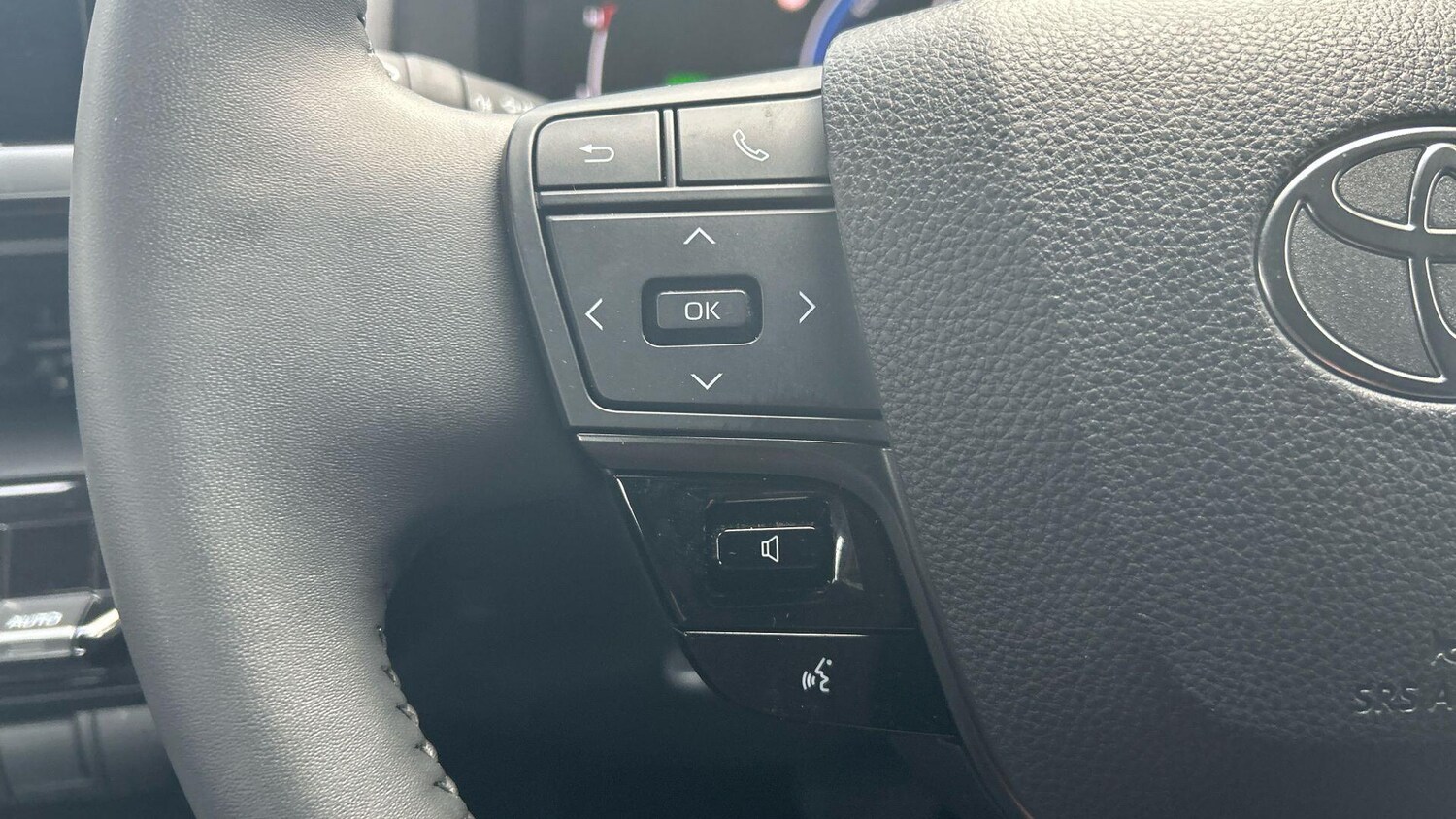 Used Toyota C-HR for sale - 77808418: Photo 34