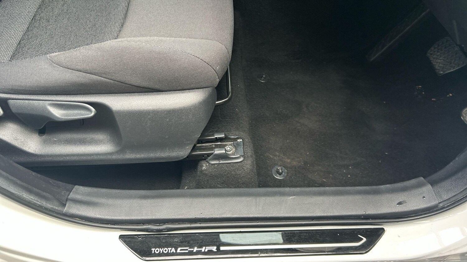 Used Toyota C-HR for sale - 77808418: Photo 40