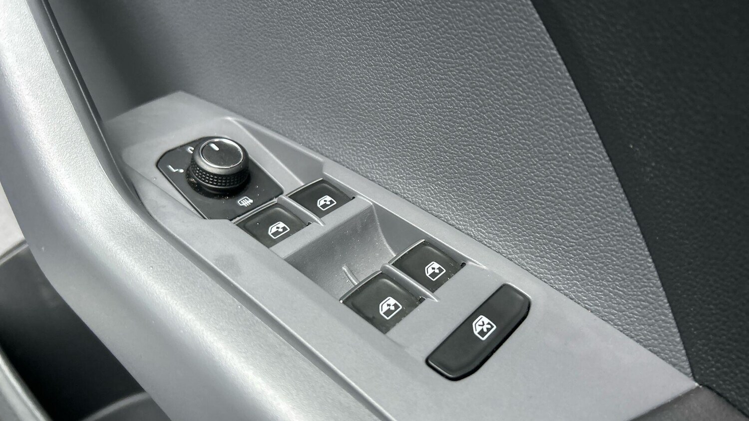 Used Volkswagen T-Cross 2021 for sale - 77377036: Photo 35