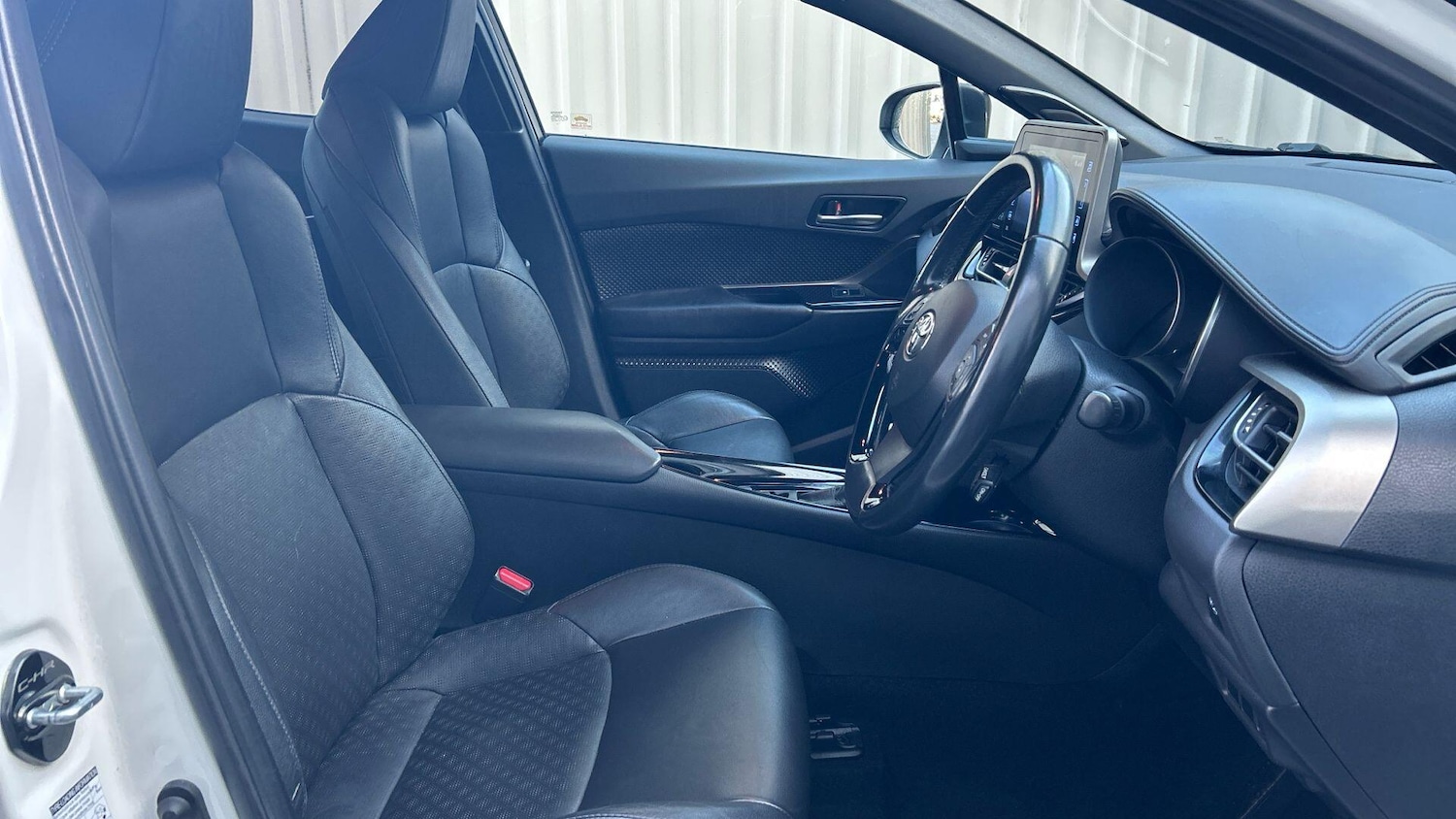 Used Toyota C-HR 2018 for sale - 76964980: Photo 15