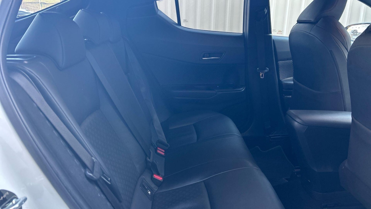 Used Toyota C-HR 2018 for sale - 76964980: Photo 16