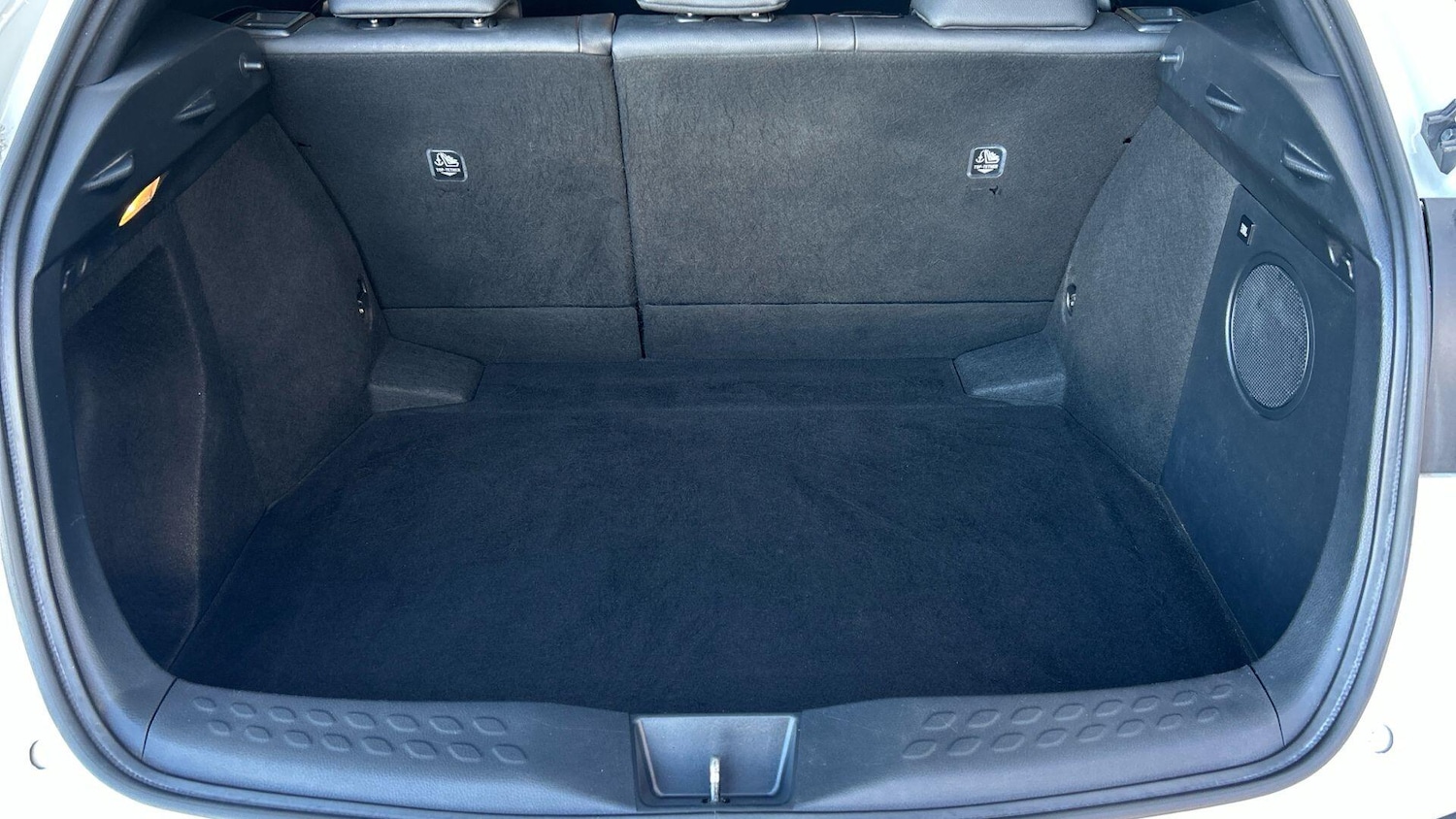 Used Toyota C-HR 2018 for sale - 76964980: Photo 18