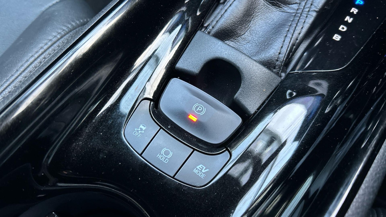 Used Toyota C-HR 2018 for sale - 76964980: Photo 34