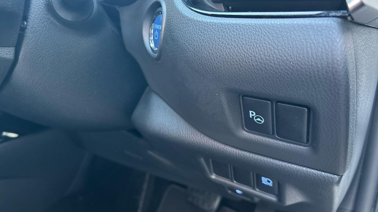 Used Toyota C-HR 2018 for sale - 76964980: Photo 44