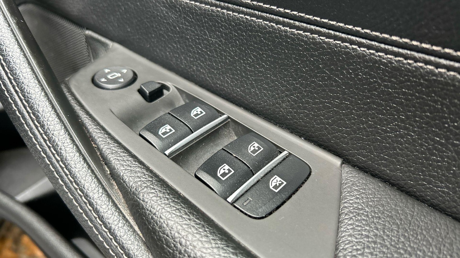 Used BMW 5 Series 2018 for sale - 76484294: Photo 42