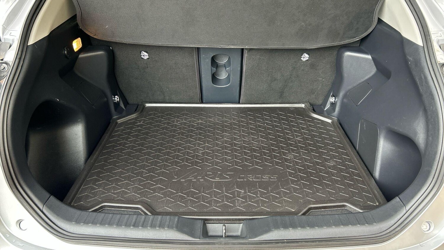 Used Toyota Yaris Cross 2023 for sale - 76562330: Photo 18